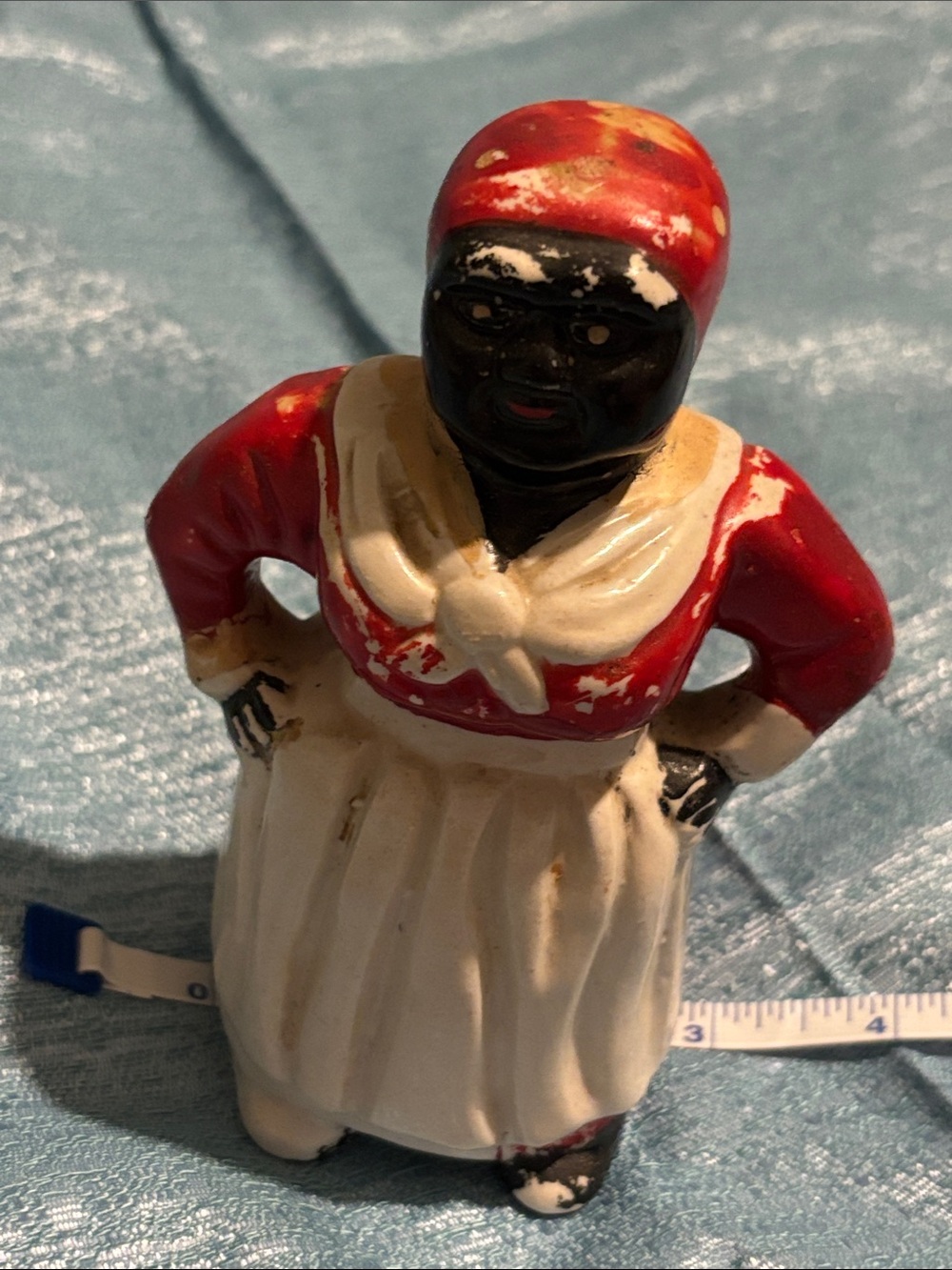 Vintage Ceramic Figurine in Red and White - Picture 7 of 8